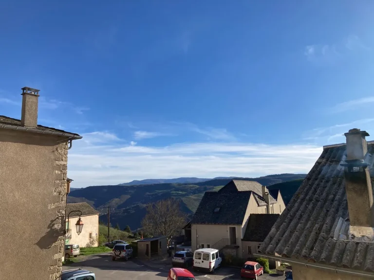 Vue de la terrasse du Café- épicerie Lo Chuc e lo Muc de Barre des Cévennes